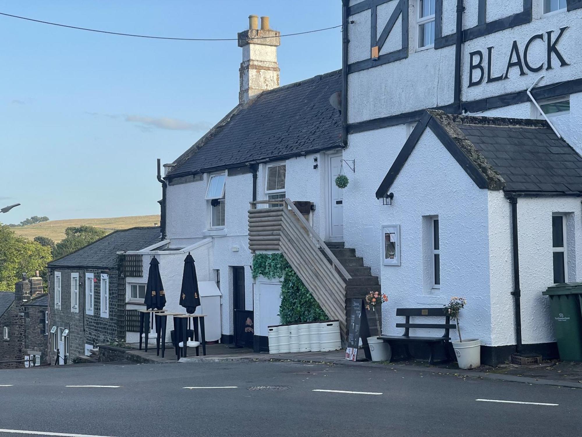 Black Bull Hotel Bellingham Exterior photo
